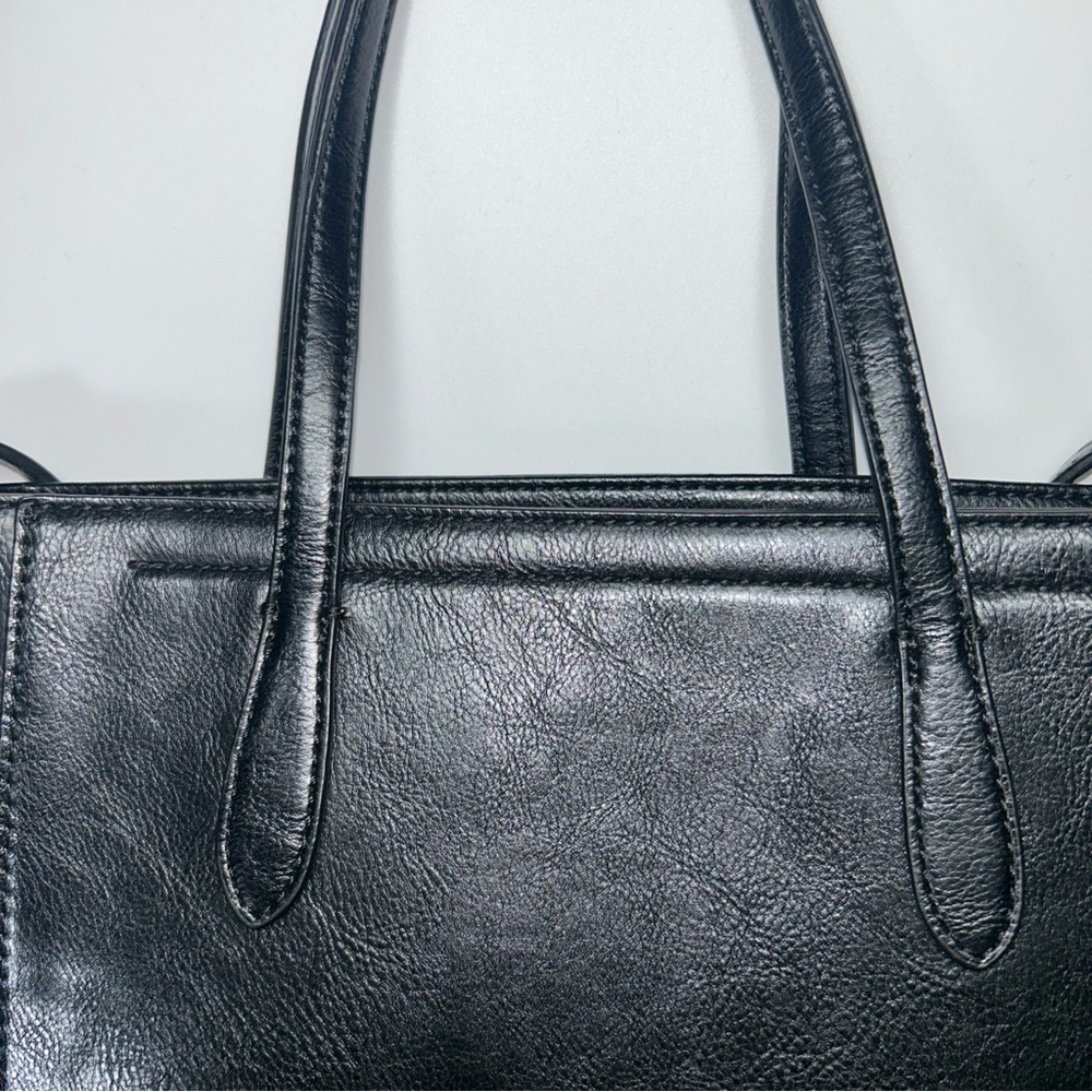 Banana Republic Black Crossbody Bag - Picture 3 of 9